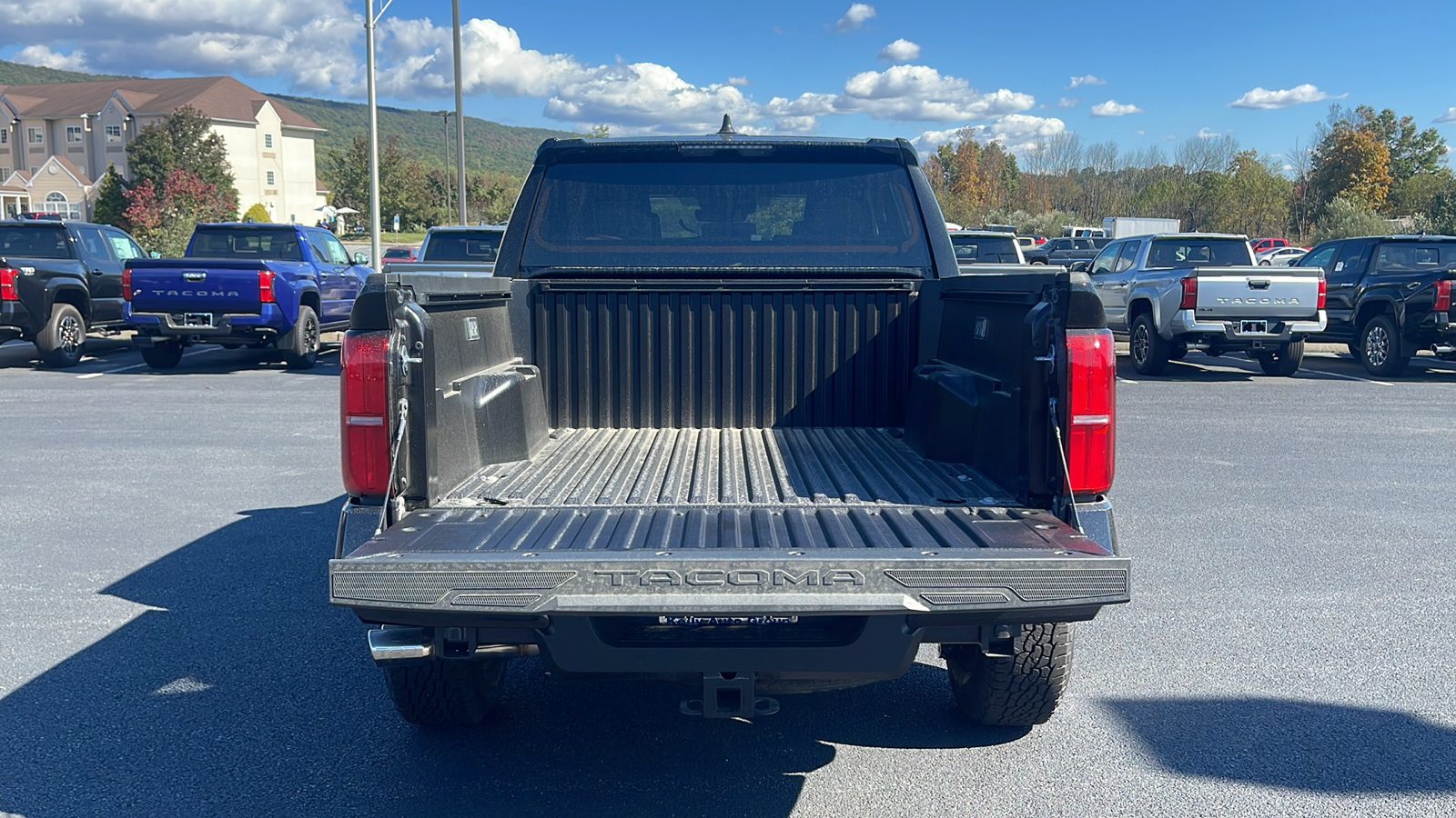 2024 Toyota Tacoma TRD Off-Road 6