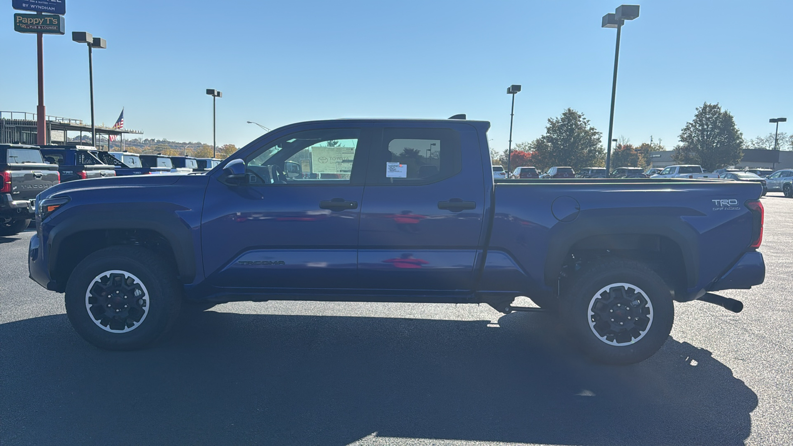 2024 Toyota Tacoma TRD Off-Road 9