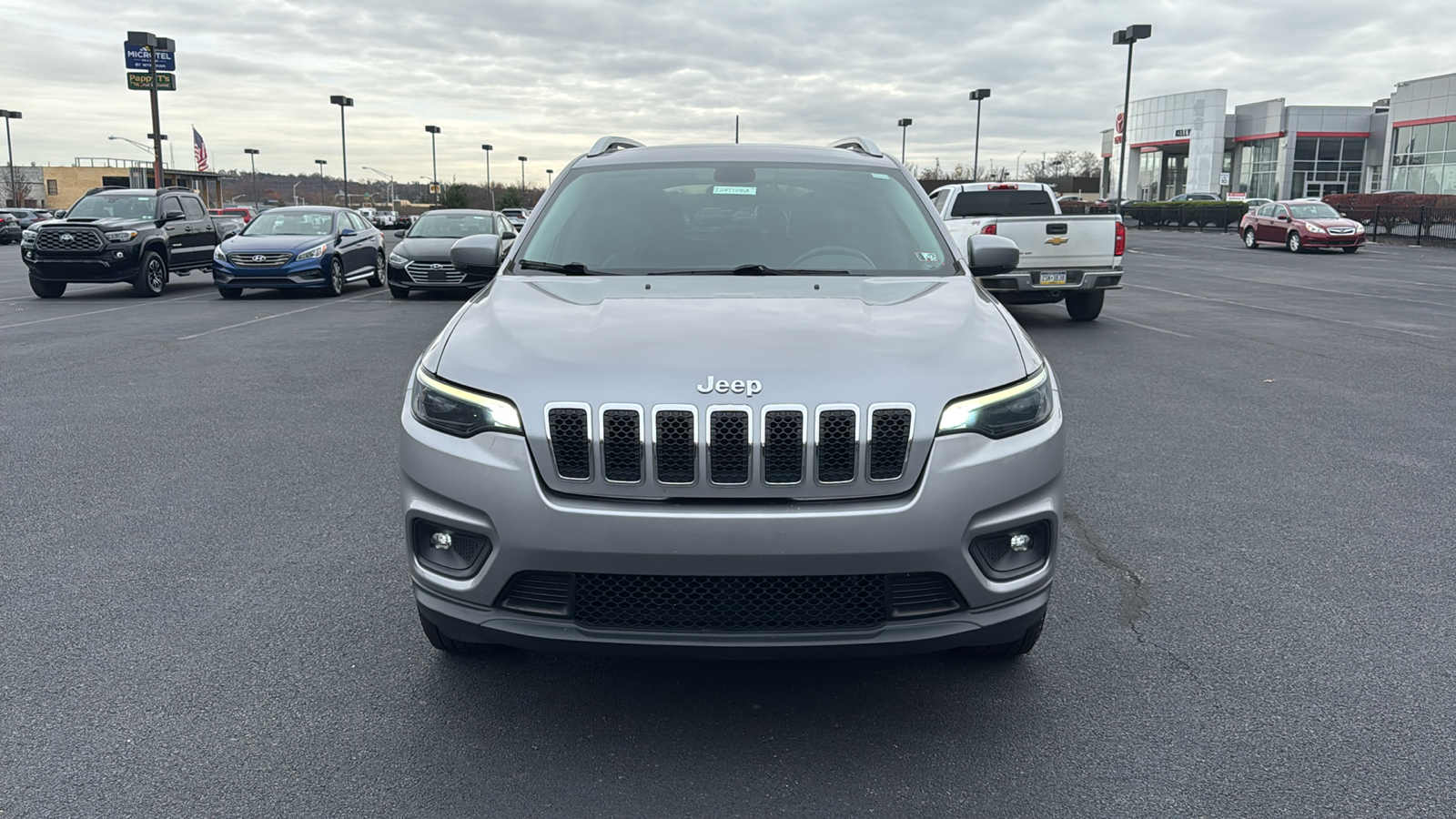 2019 Jeep Cherokee Latitude Plus 2