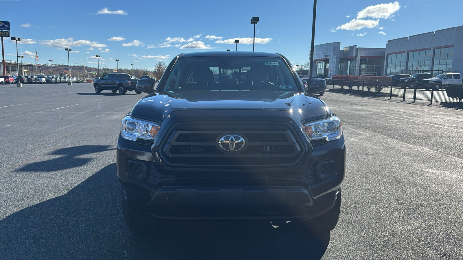 2022 Toyota Tacoma SR 2