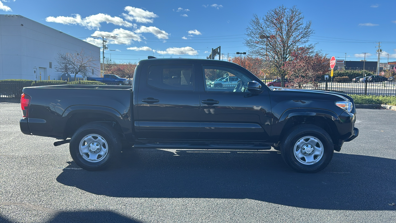 2022 Toyota Tacoma SR 4