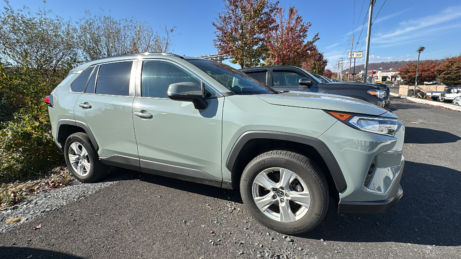 2021 Toyota RAV4 XLE 4