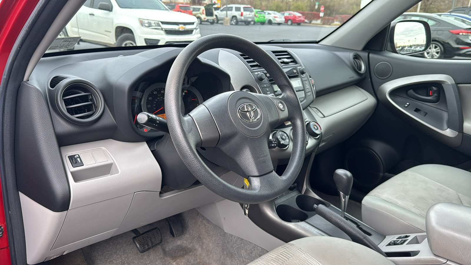 2010 Toyota RAV4 Base 23