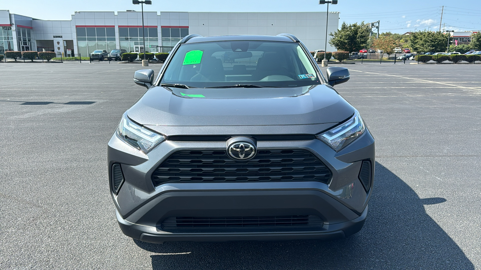 2023 Toyota RAV4 XLE 2