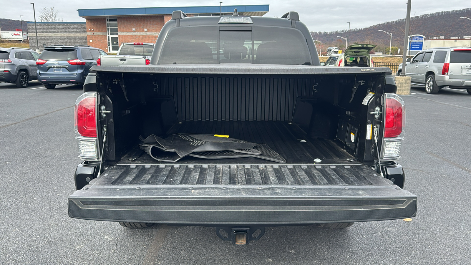 2022 Toyota Tacoma TRD Sport 13