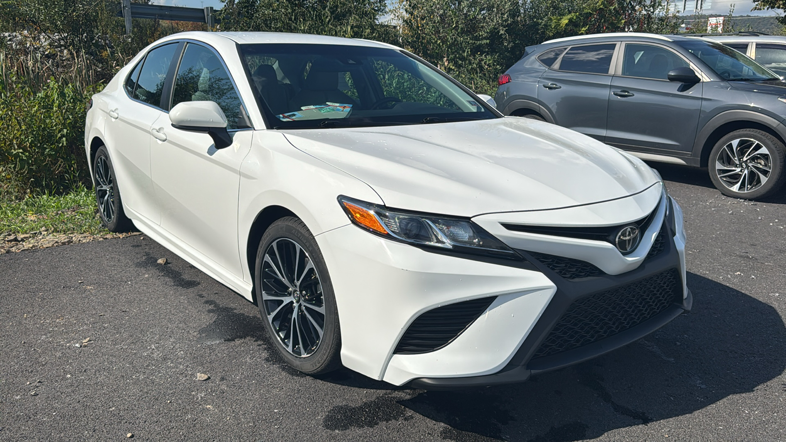 2018 Toyota Camry SE 3