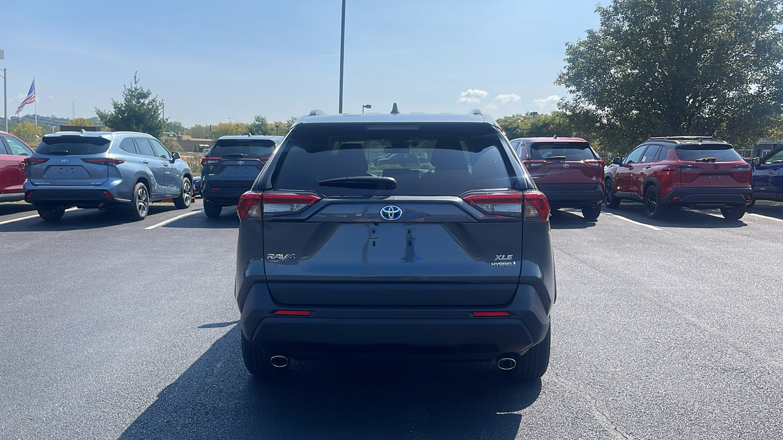 2024 Toyota RAV4 Hybrid XLE Premium 5