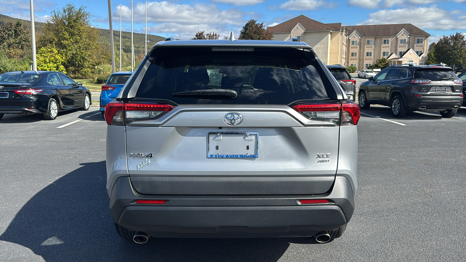 2021 Toyota RAV4 XLE 7