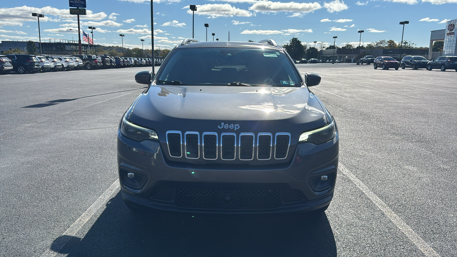 2021 Jeep Cherokee Latitude Lux 2