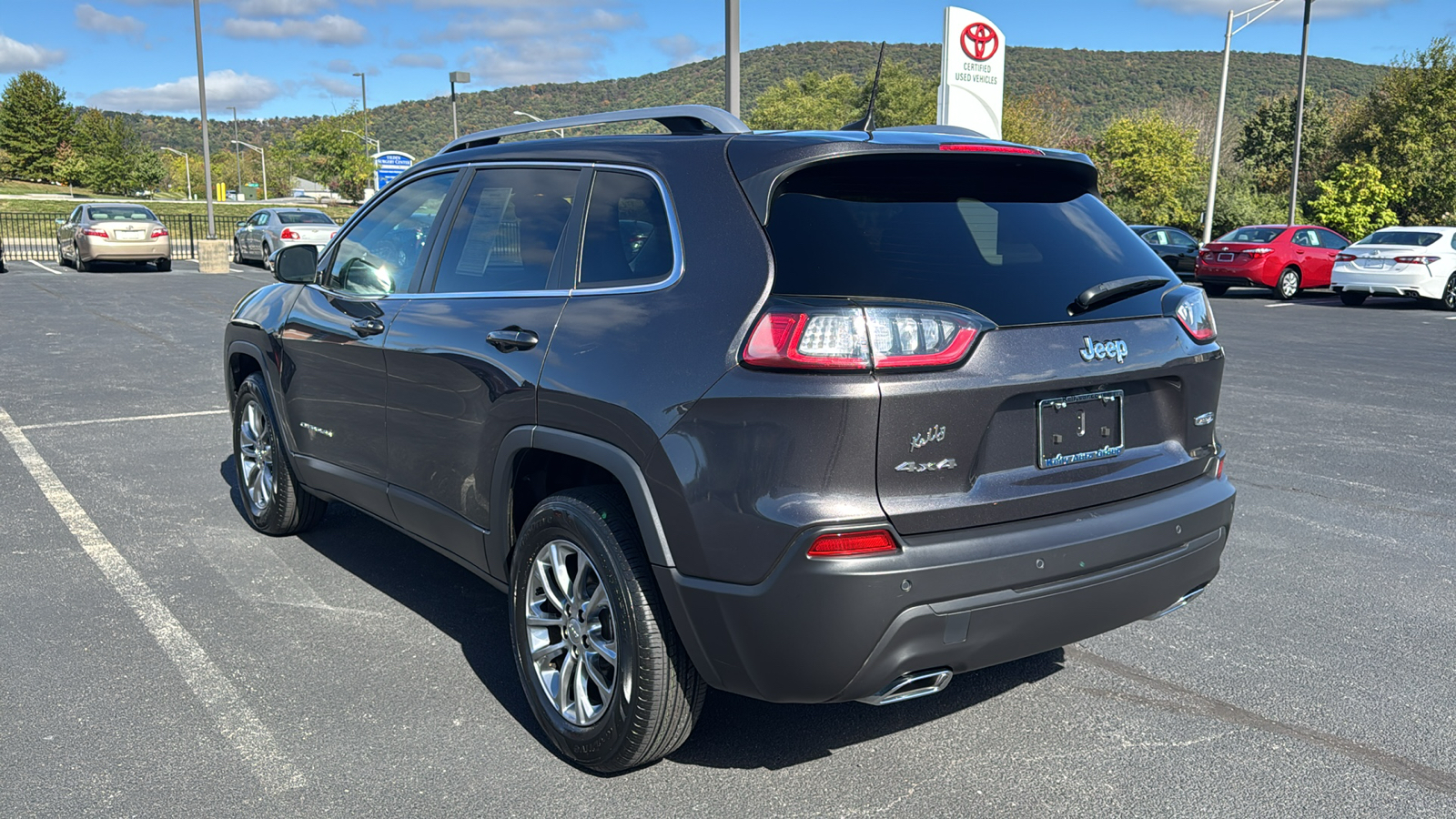 2021 Jeep Cherokee Latitude Lux 13