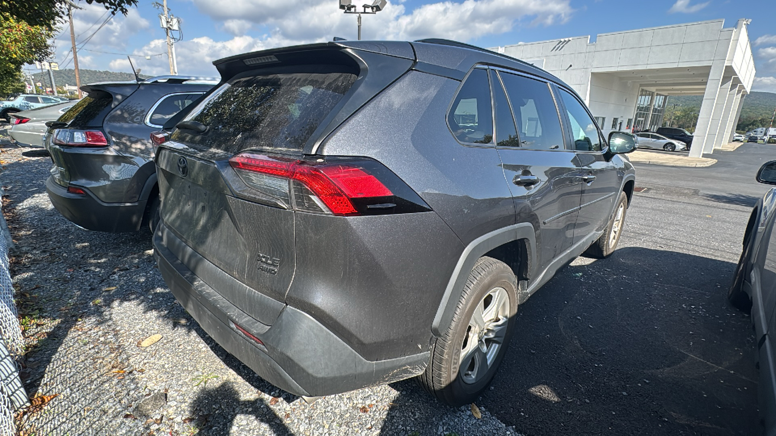 2021 Toyota RAV4 XLE 6