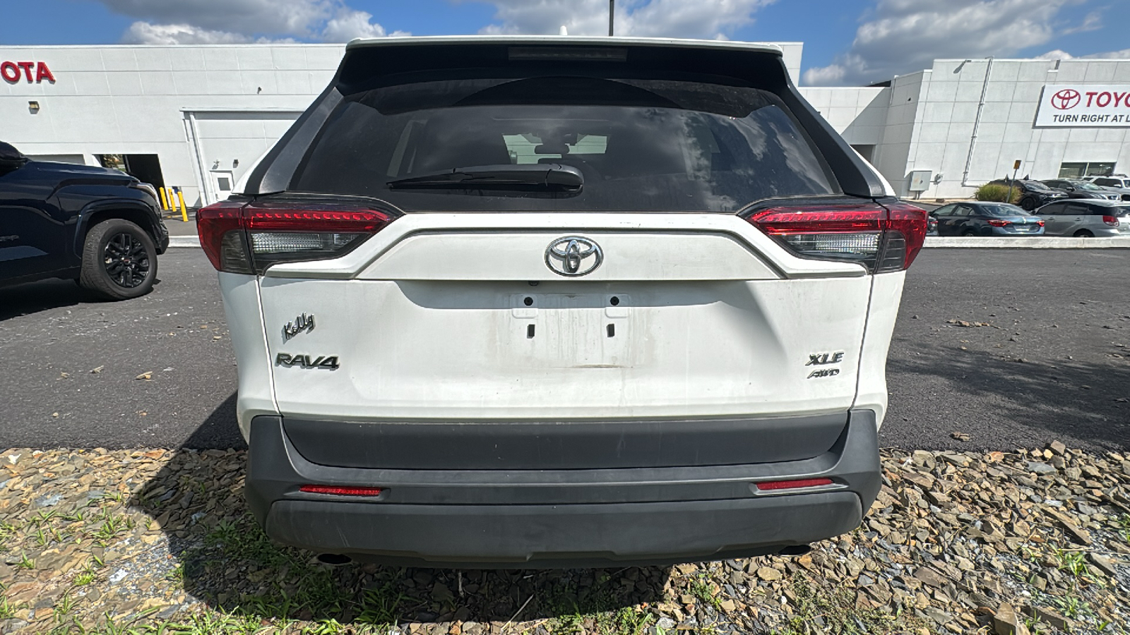 2021 Toyota RAV4 XLE 7