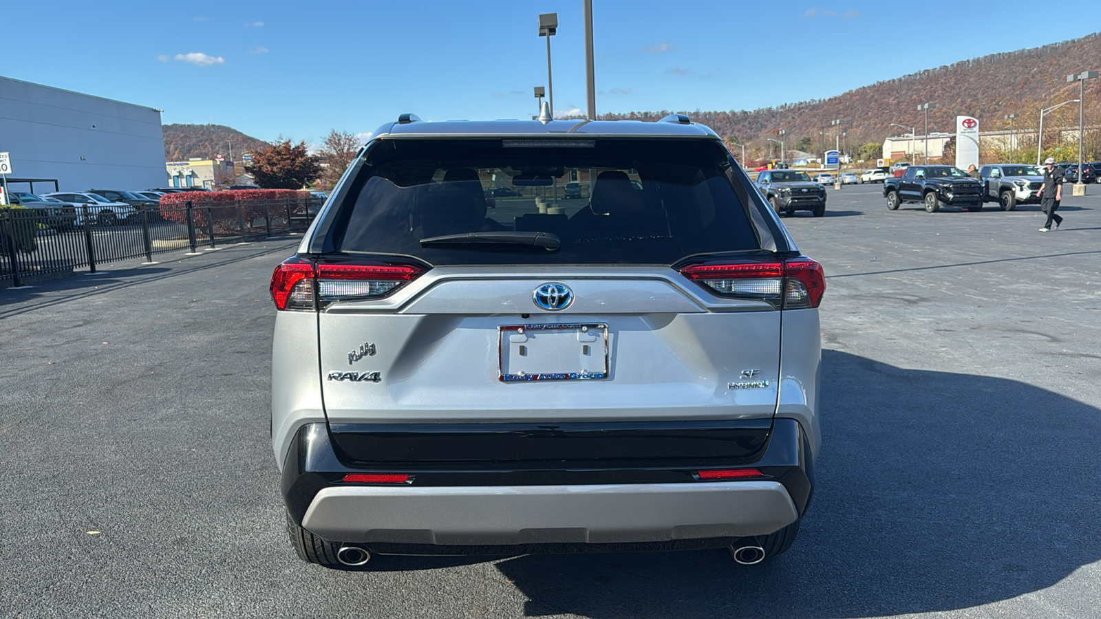 2024 Toyota RAV4 Hybrid SE 6