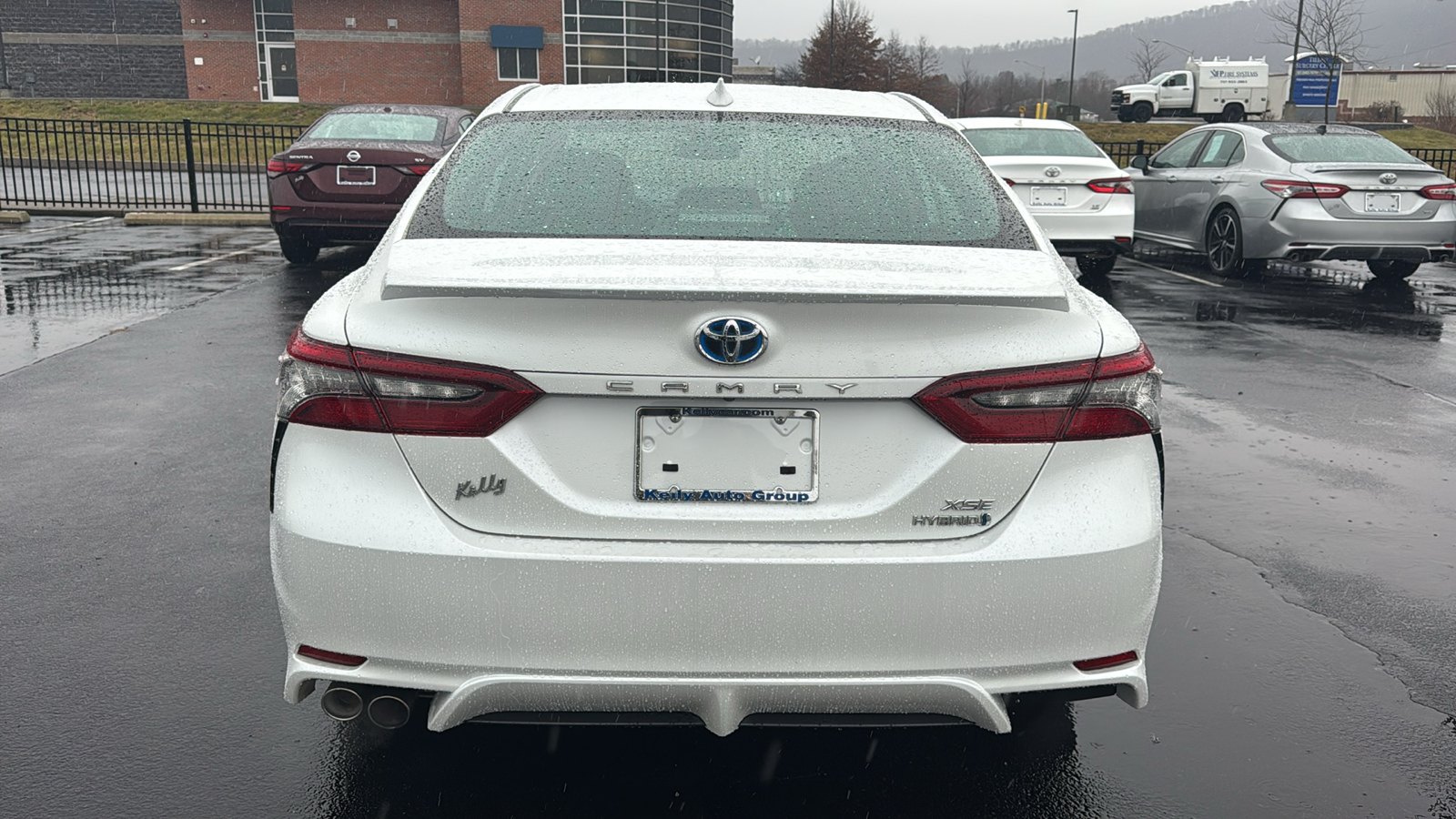 2021 Toyota Camry Hybrid XSE 8