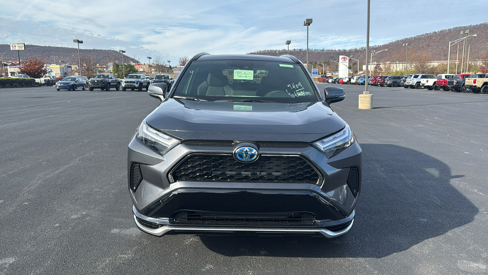 2024 Toyota RAV4 Prime SE 2