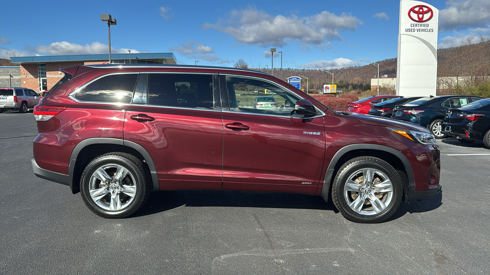 2019 Toyota Highlander Hybrid Limited 4