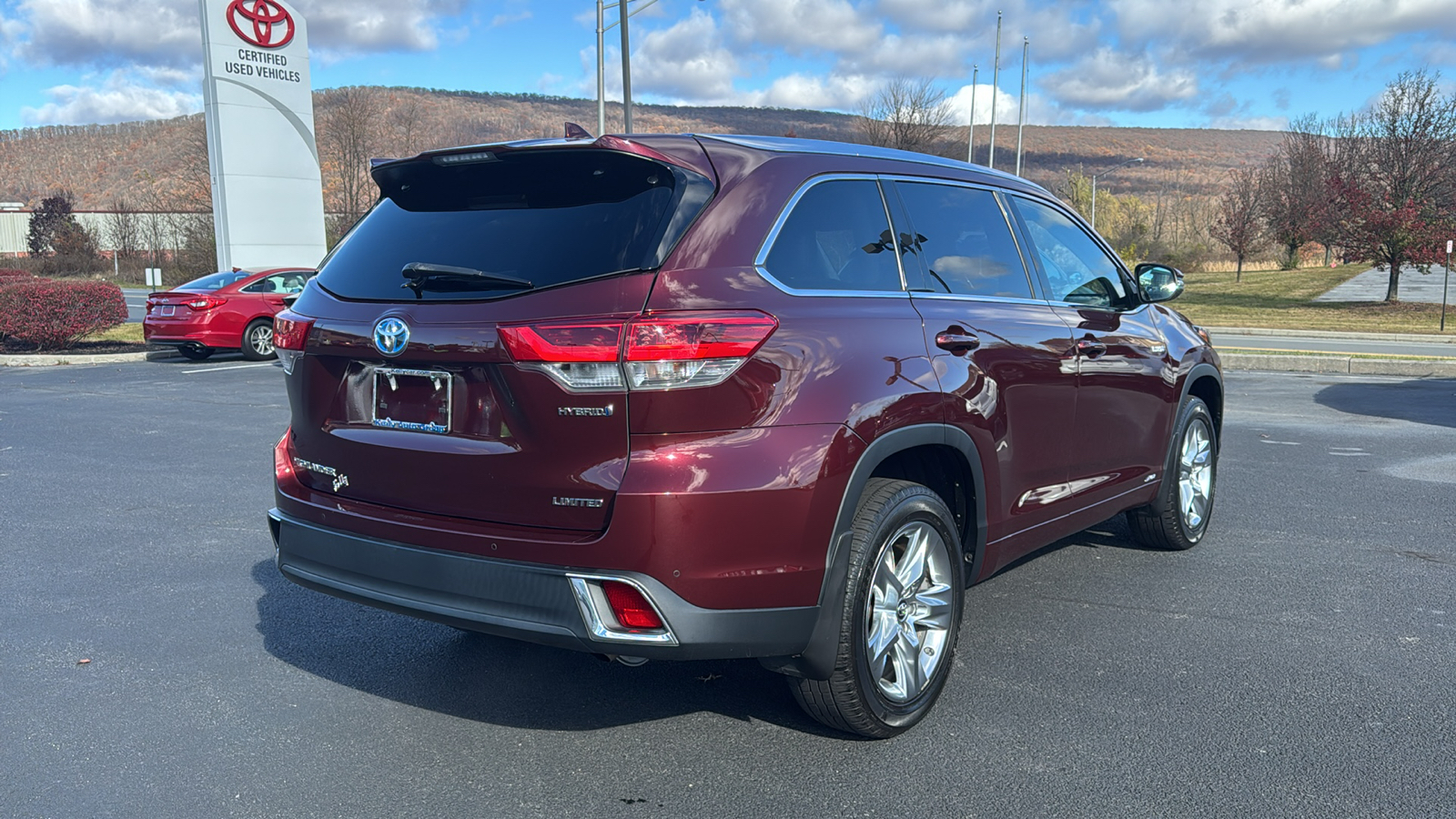 2019 Toyota Highlander Hybrid Limited 8