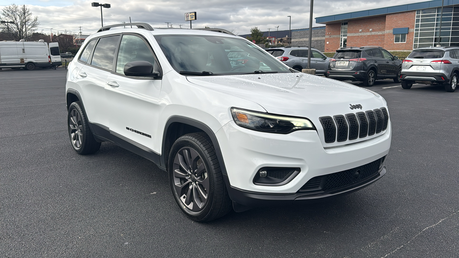 2021 Jeep Cherokee Latitude Lux 3