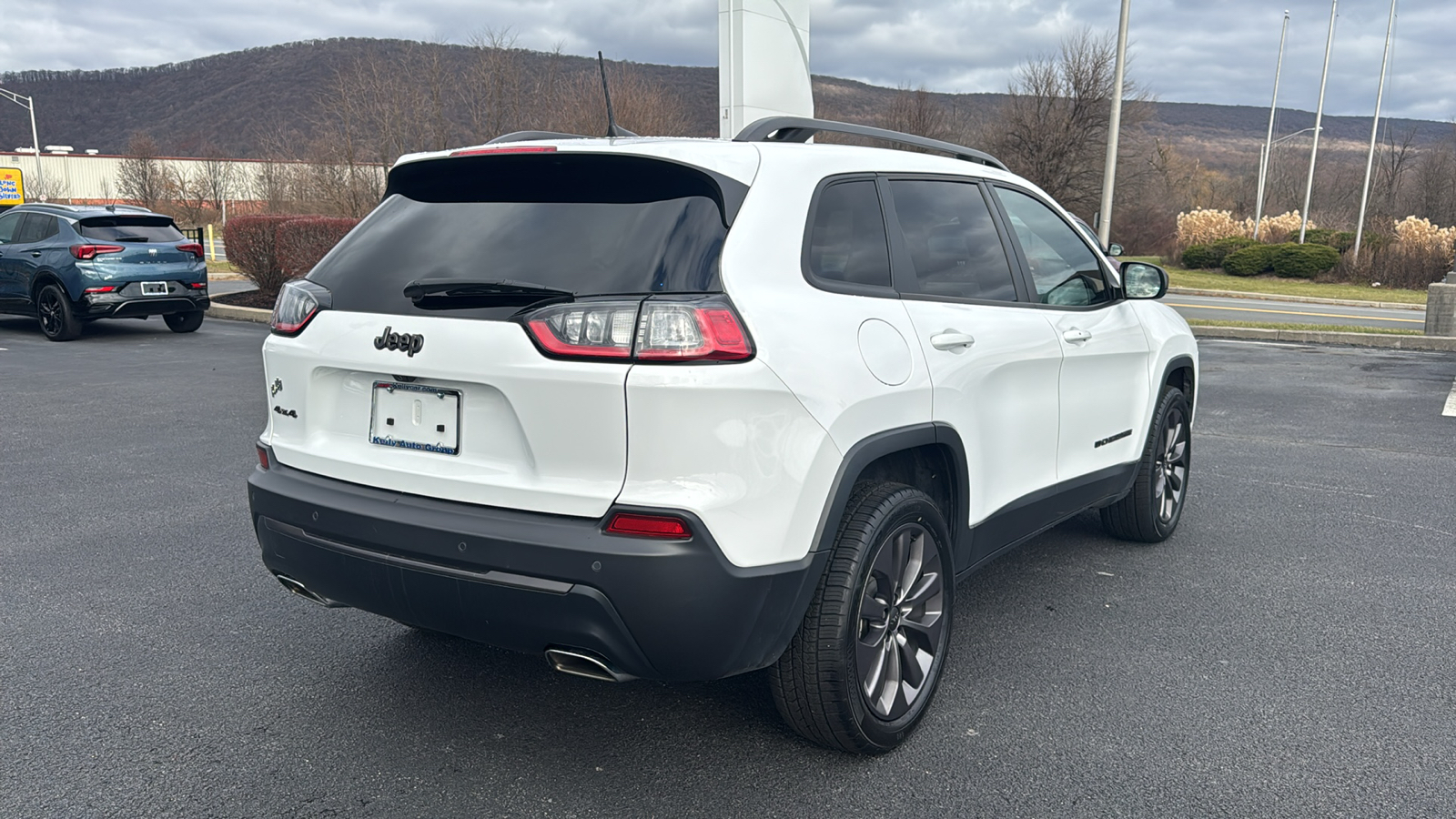 2021 Jeep Cherokee Latitude Lux 7