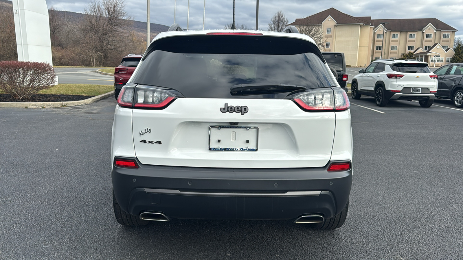 2021 Jeep Cherokee Latitude Lux 8