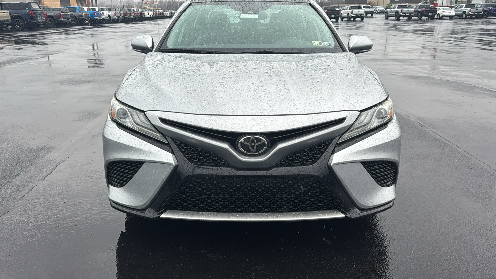 2019 Toyota Camry XSE 2