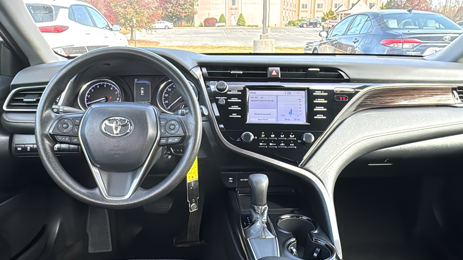 2019 Toyota Camry L 16