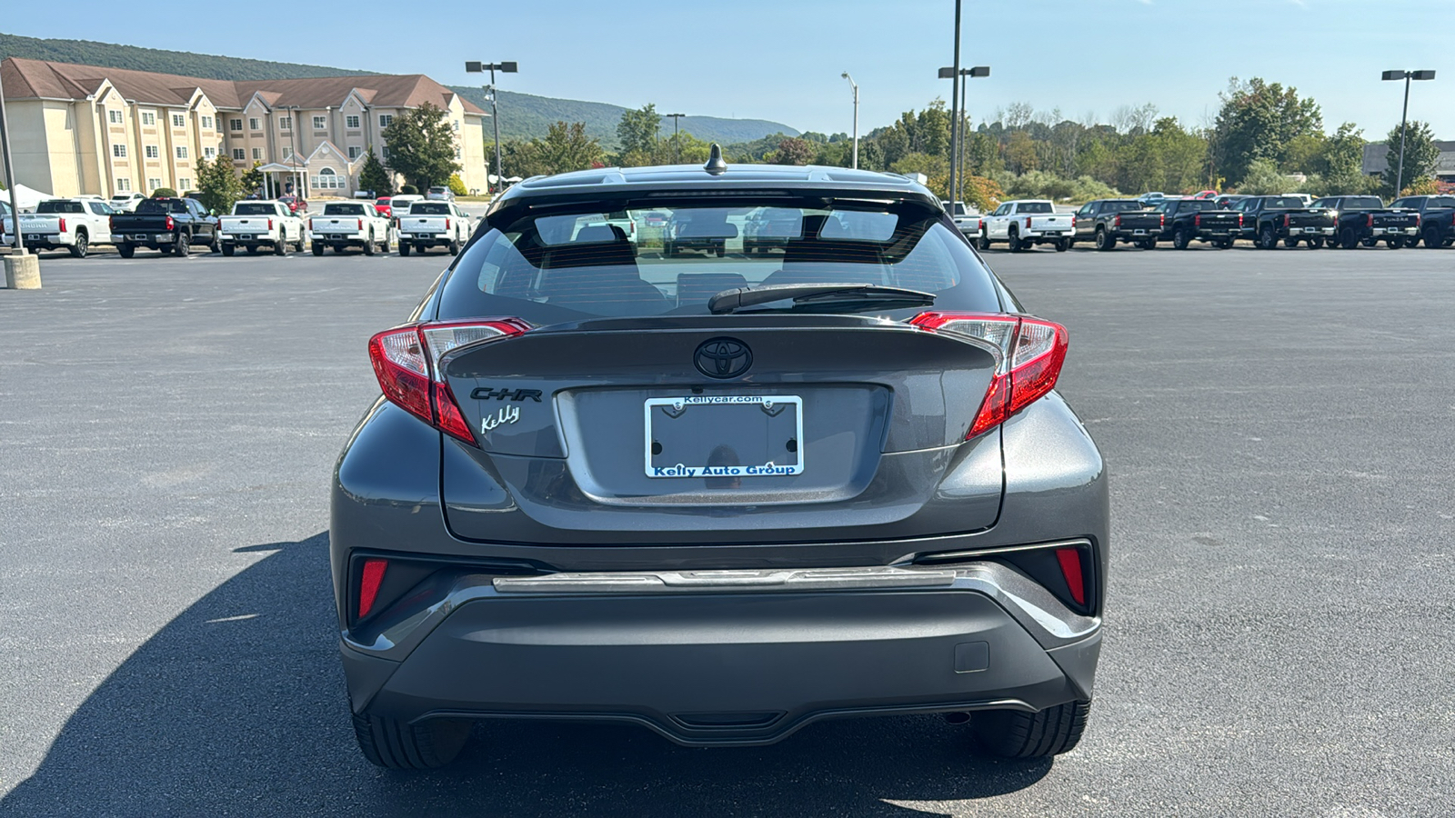 2021 Toyota C-HR LE 7