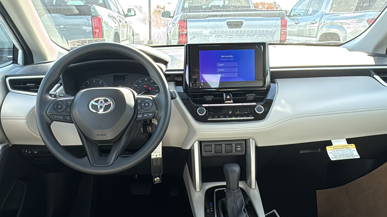 2024 Toyota Corolla Cross L 10