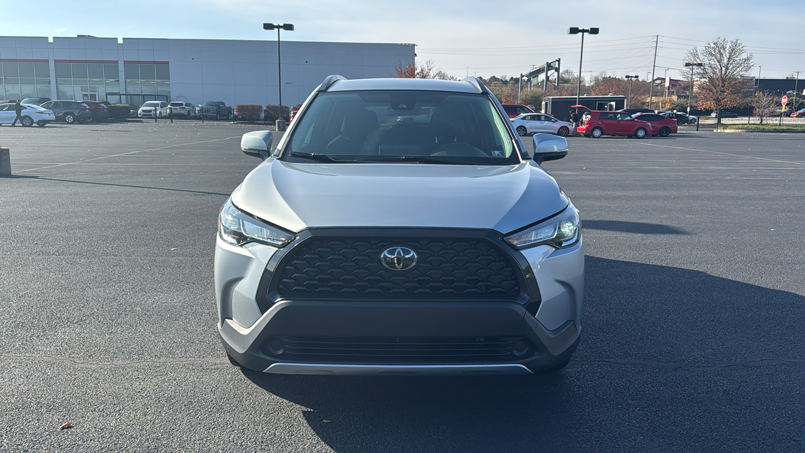 2022 Toyota Corolla Cross LE 2