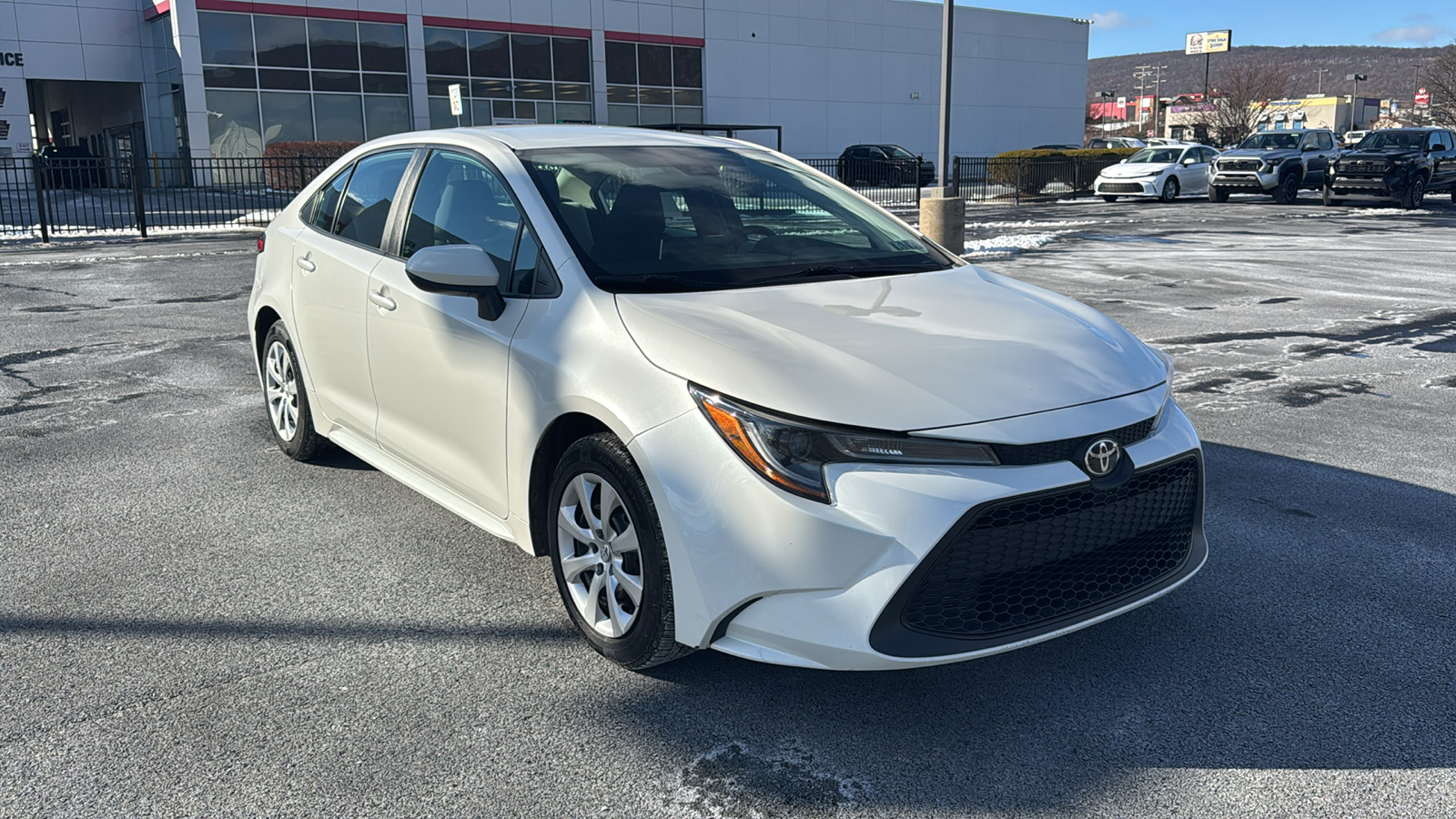 2020 Toyota Corolla LE 3