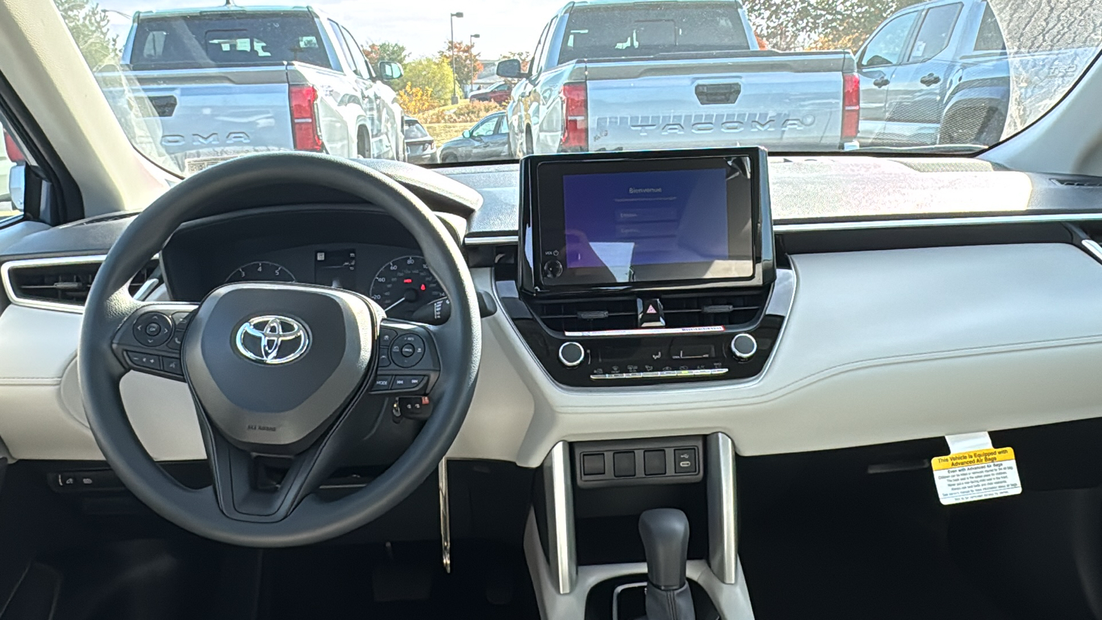 2024 Toyota Corolla Cross L 10