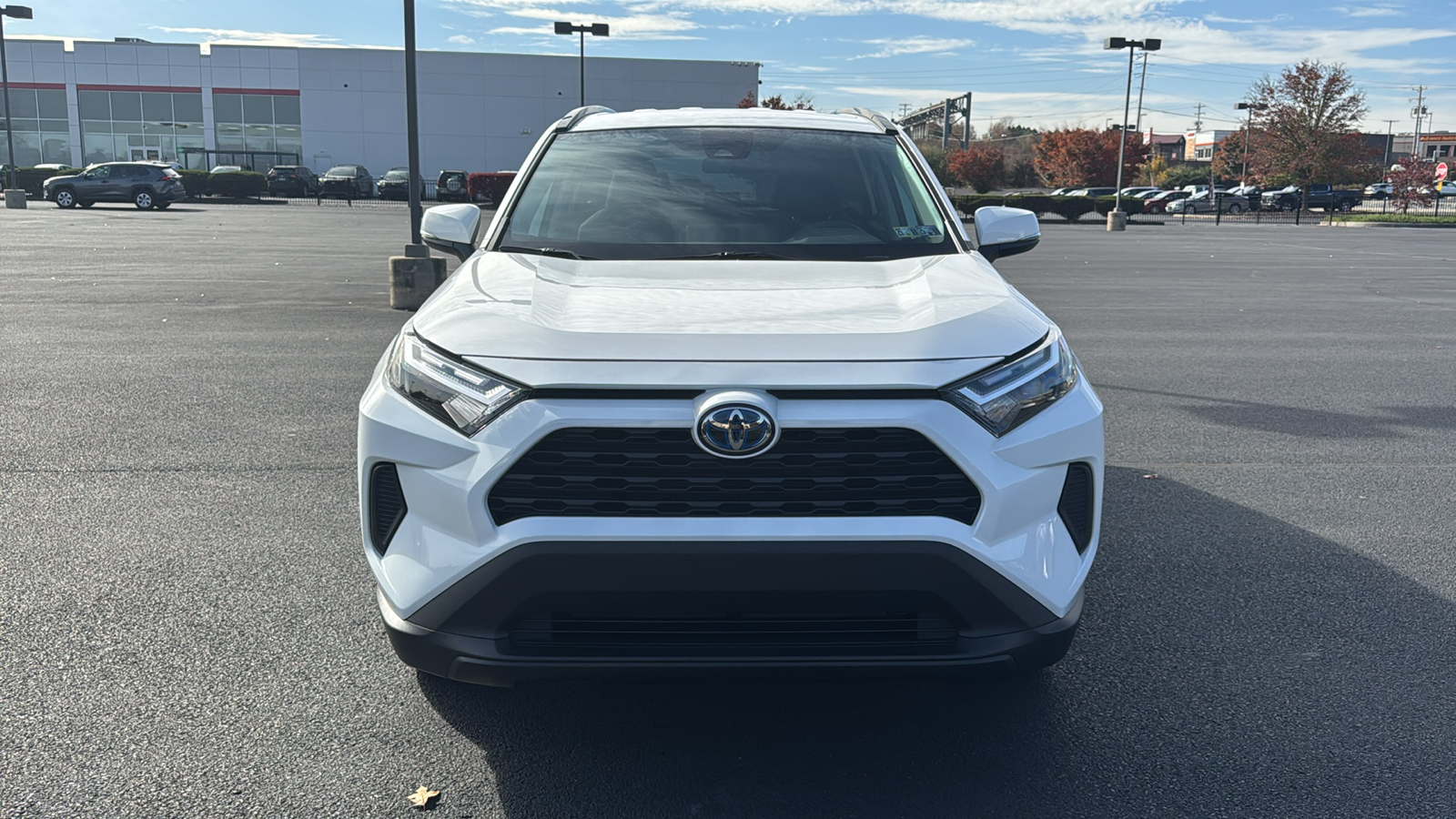 2022 Toyota RAV4 Hybrid XLE 2