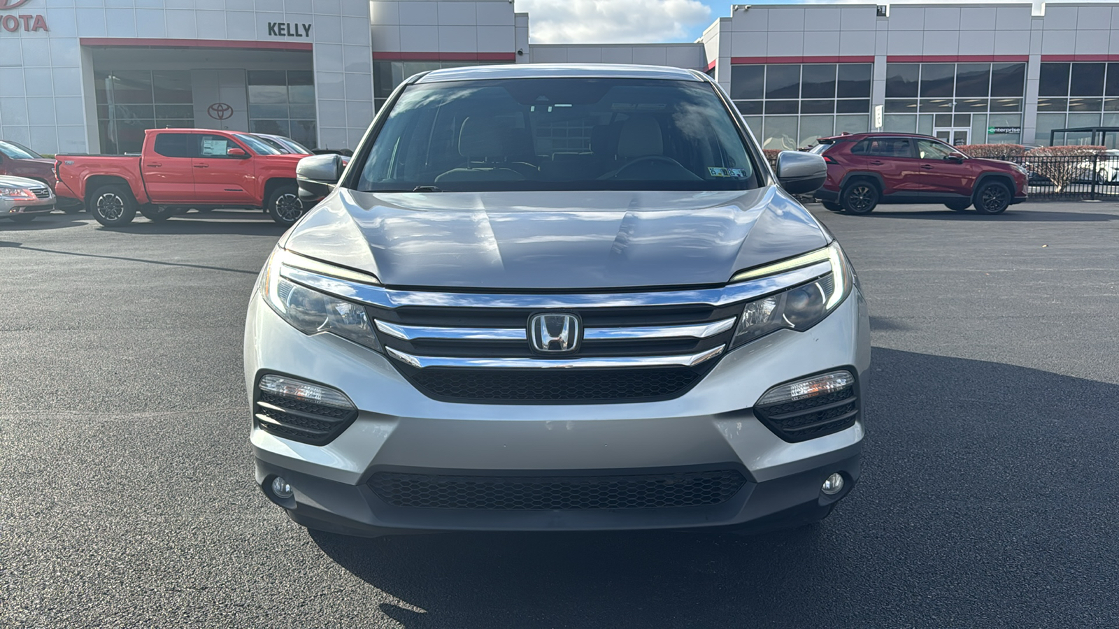 2018 Honda Pilot EX 2