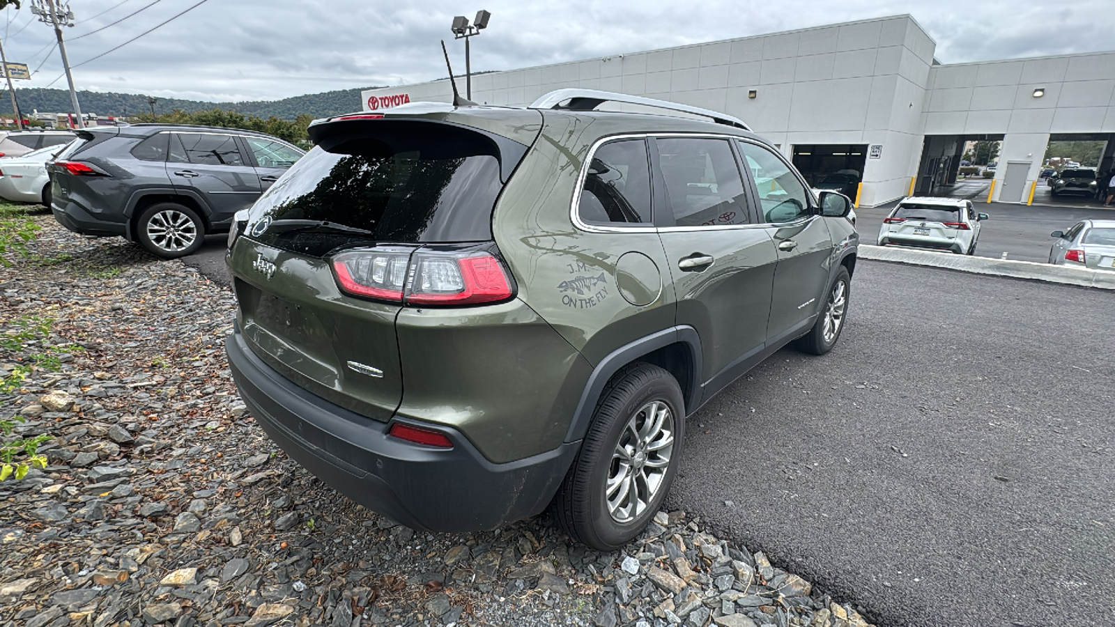 2019 Jeep Cherokee Latitude Plus 7