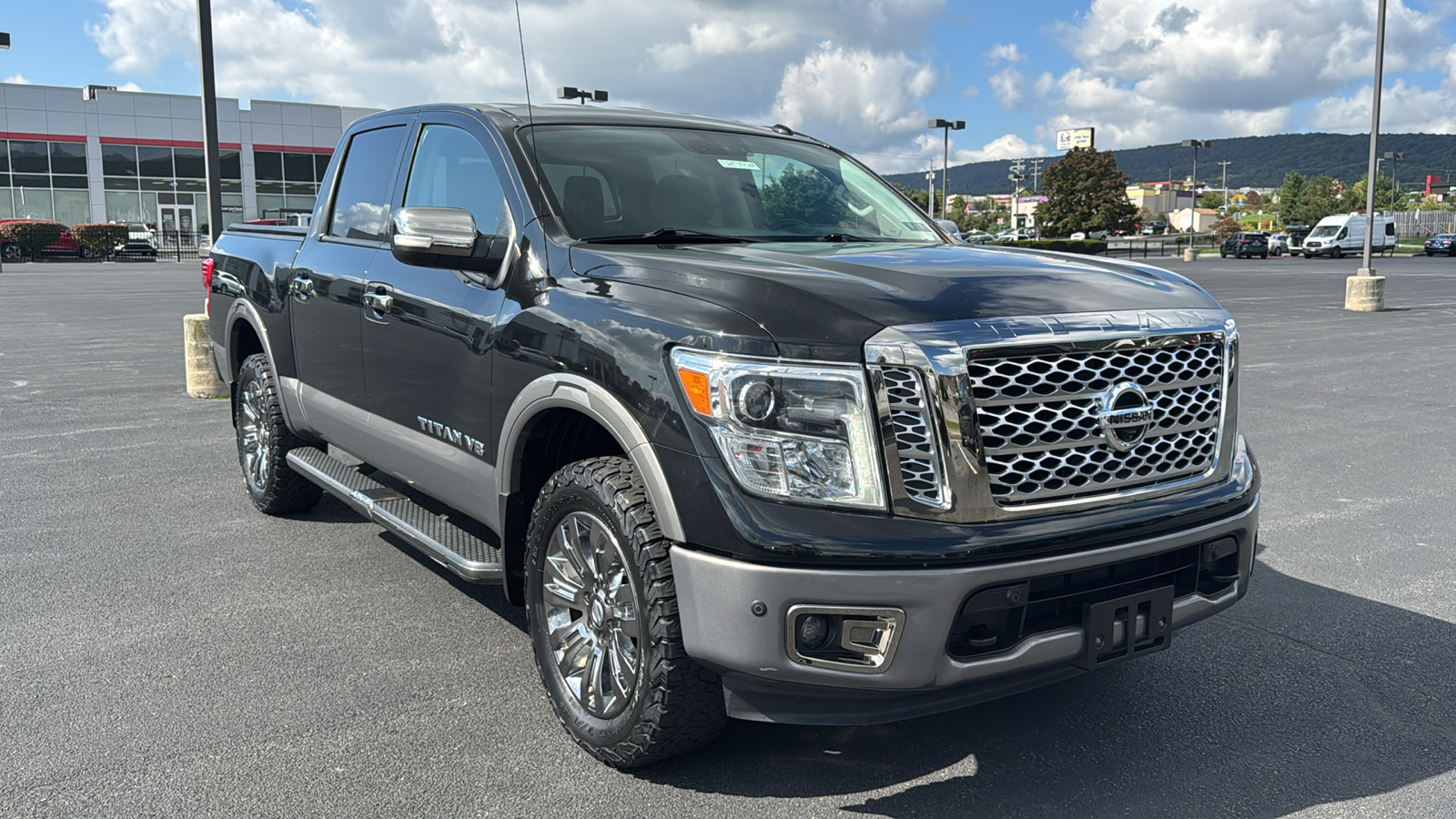 2019 Nissan Titan Platinum Reserve 3