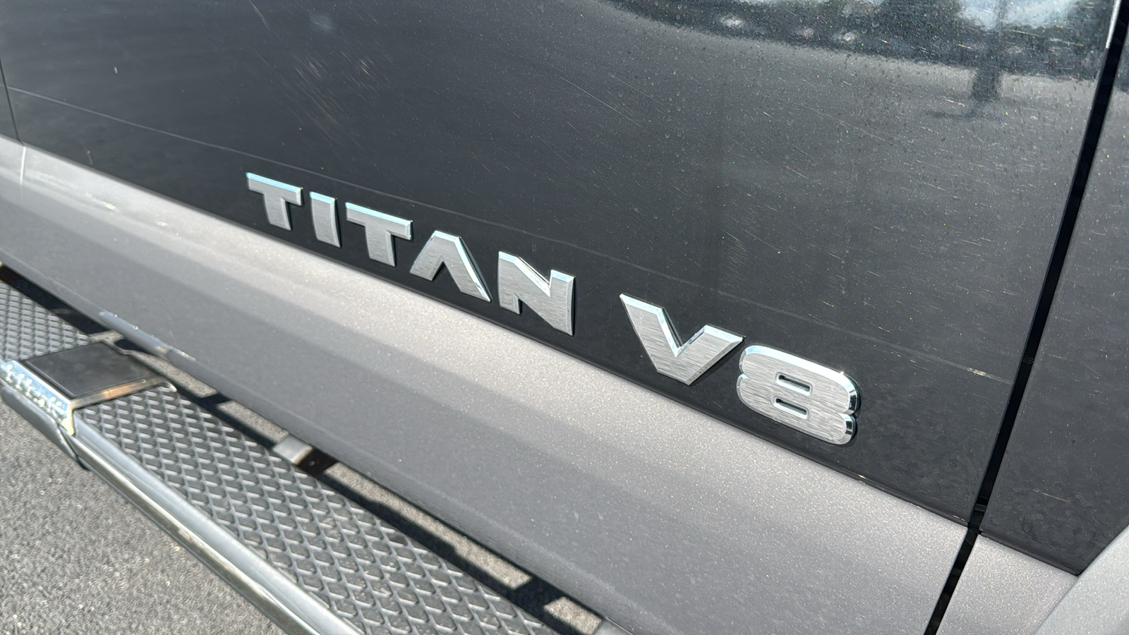 2019 Nissan Titan Platinum Reserve 4