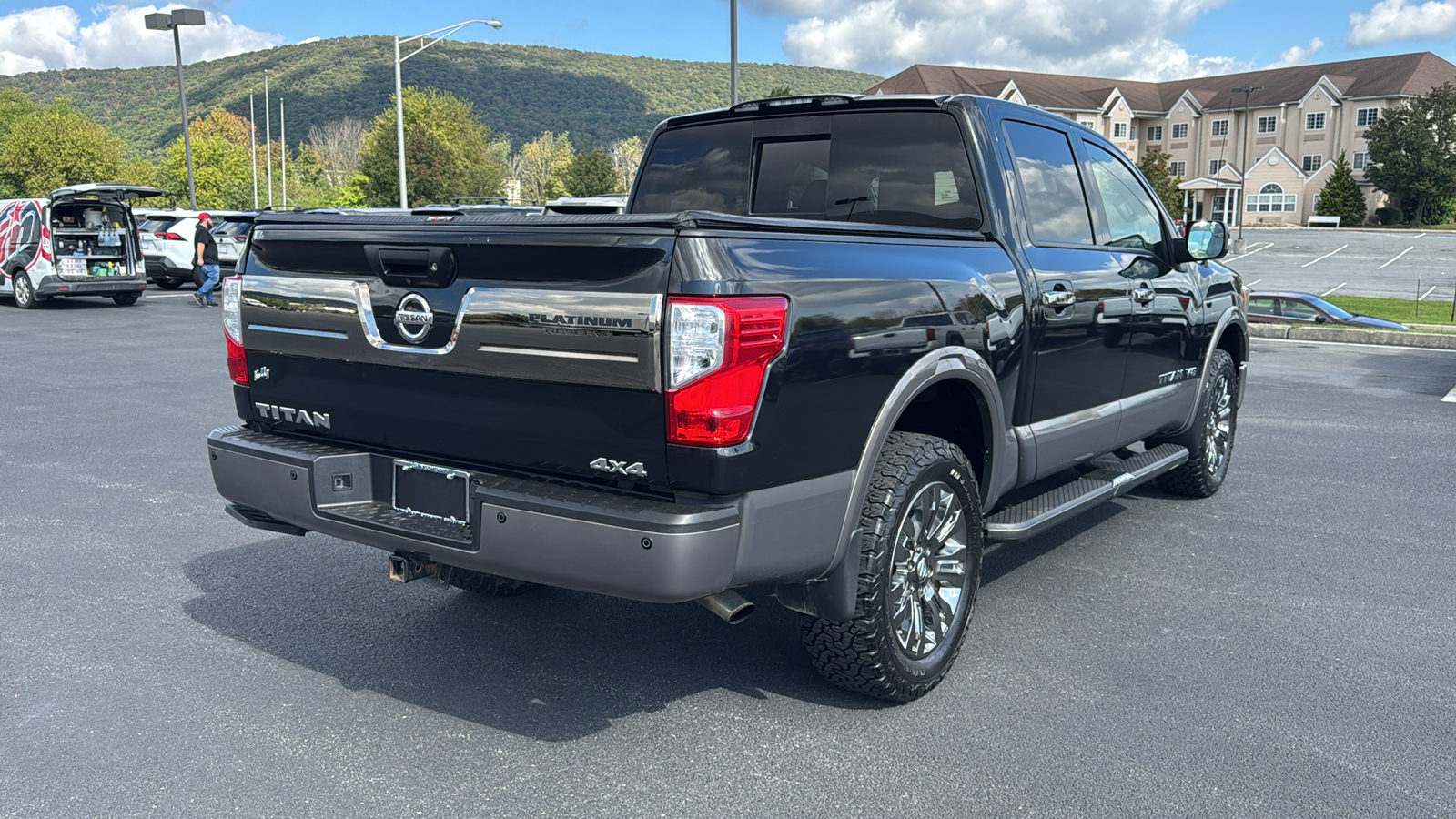 2019 Nissan Titan Platinum Reserve 7