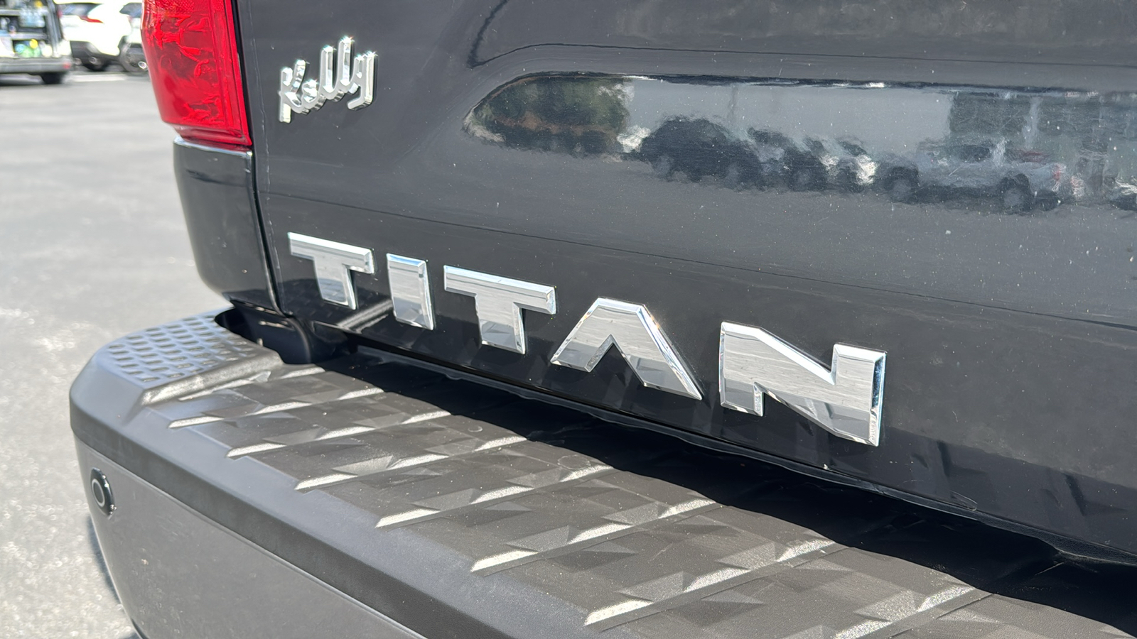 2019 Nissan Titan Platinum Reserve 12