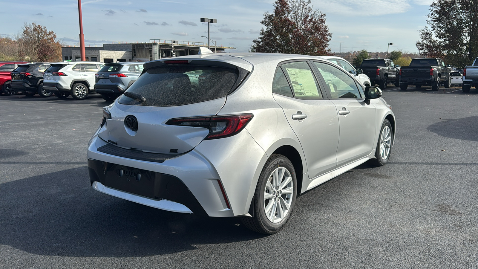 2025 Toyota Corolla Hatchback SE 5