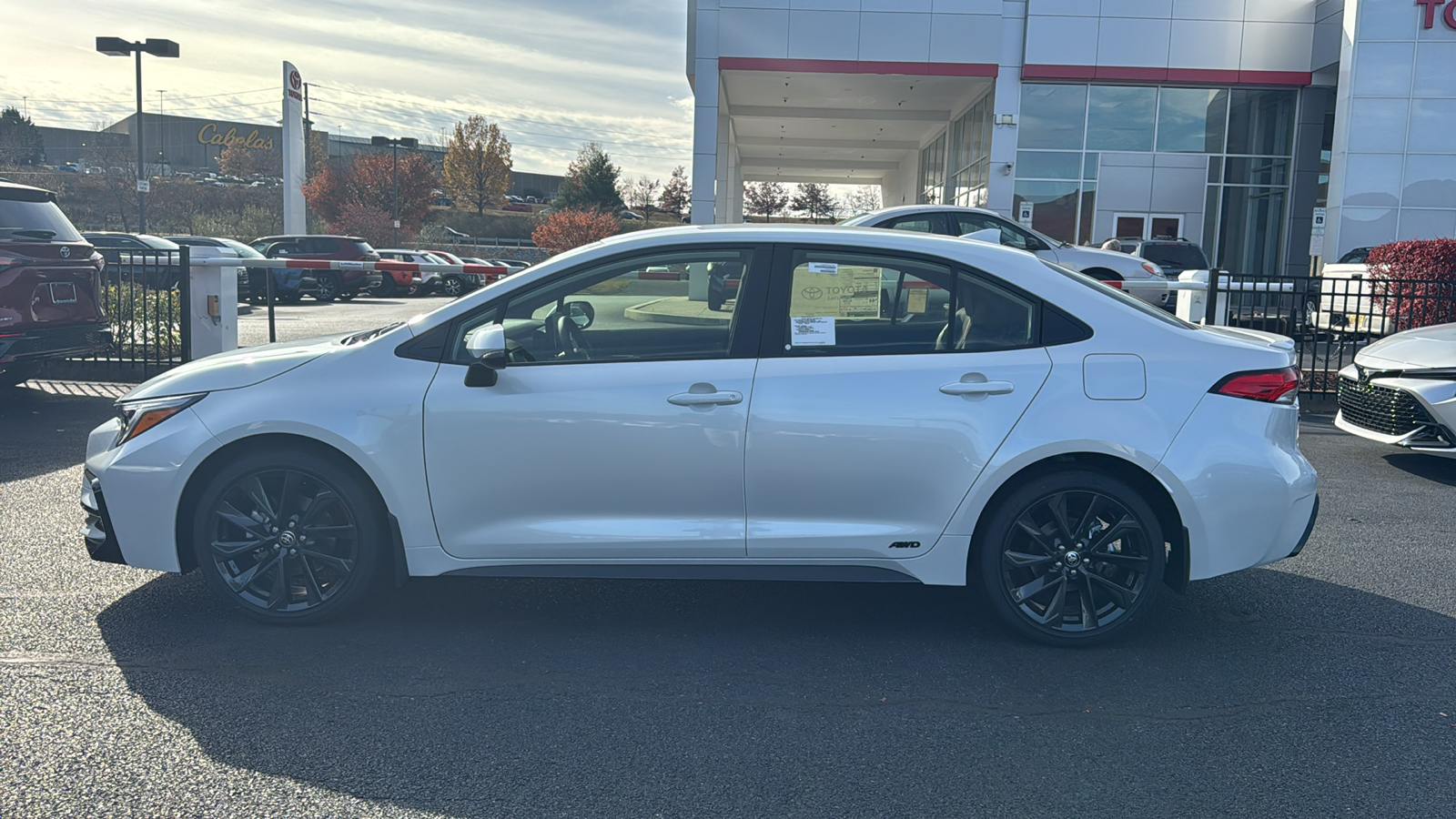 2025 Toyota Corolla Hybrid SE 7