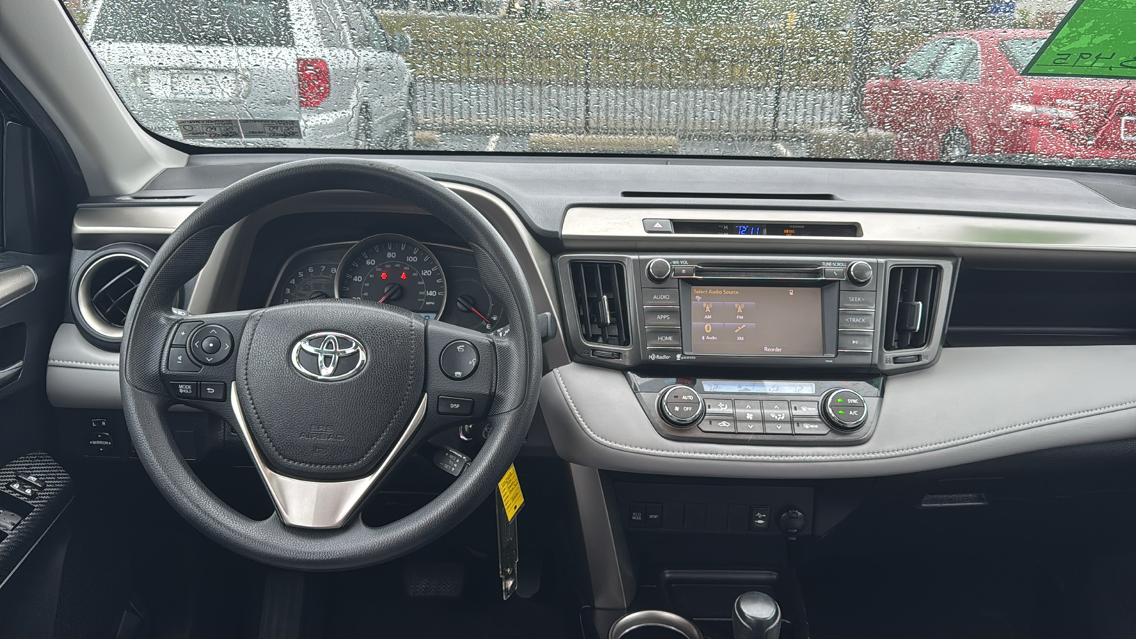 2014 Toyota RAV4 XLE 18