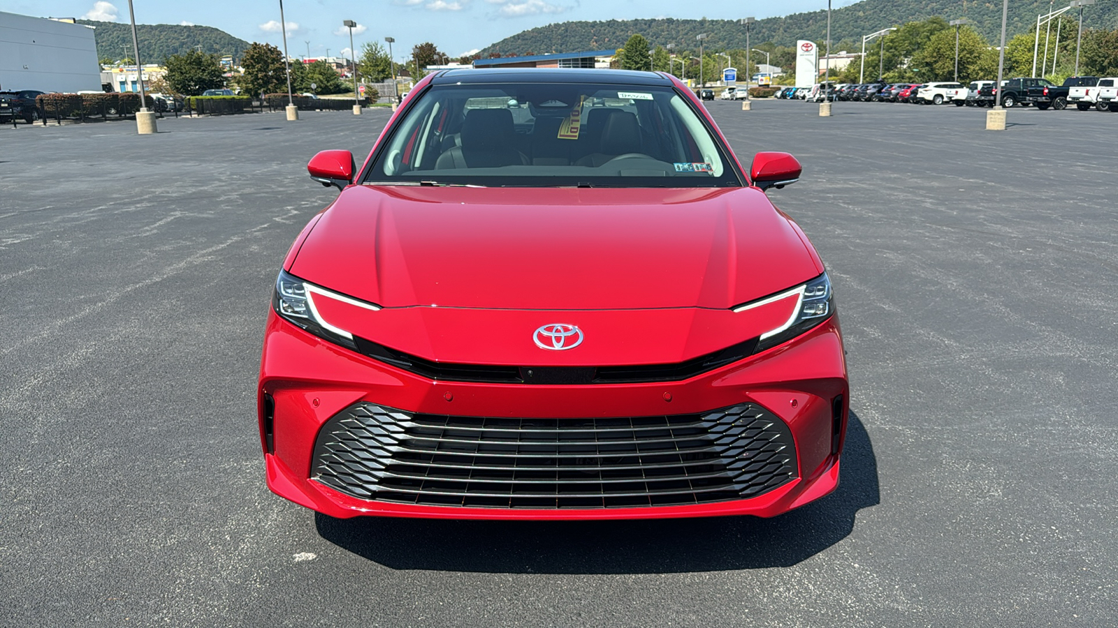 2025 Toyota Camry XLE 2