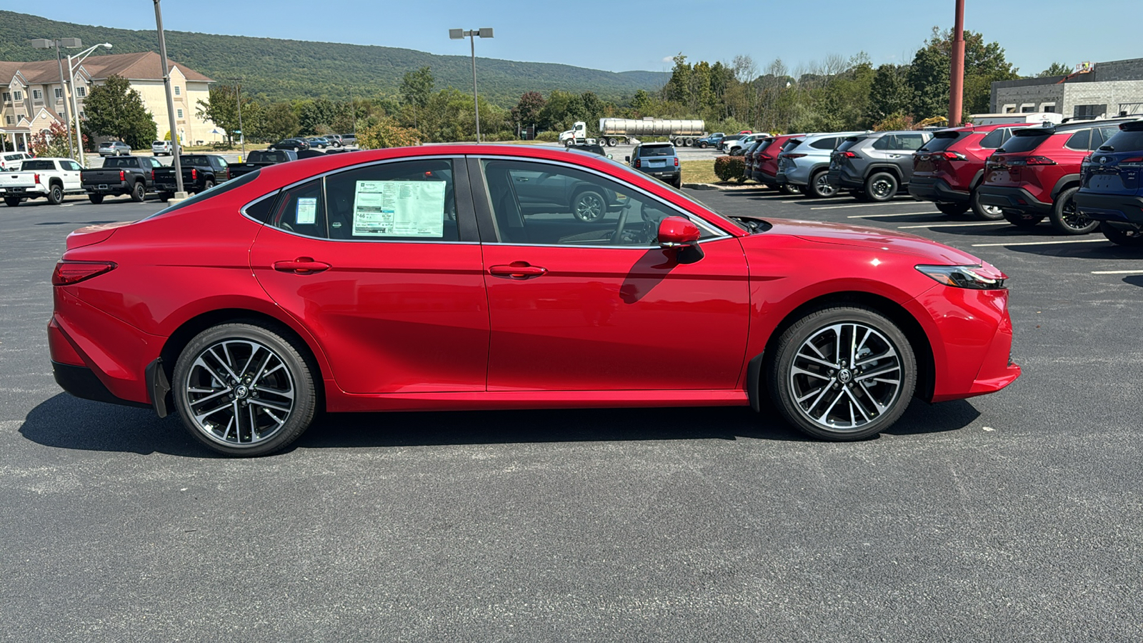 2025 Toyota Camry XLE 3