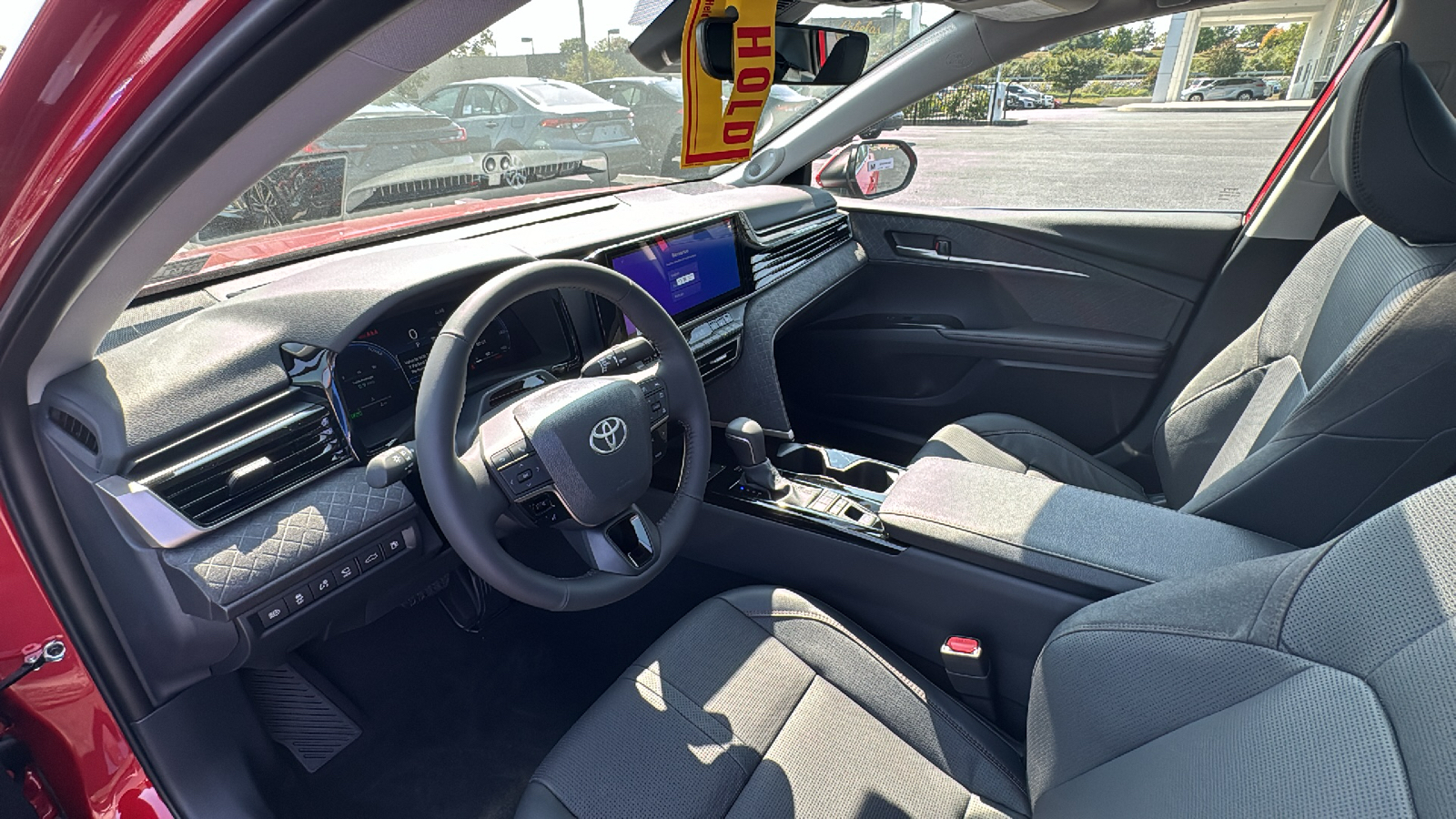 2025 Toyota Camry XLE 10