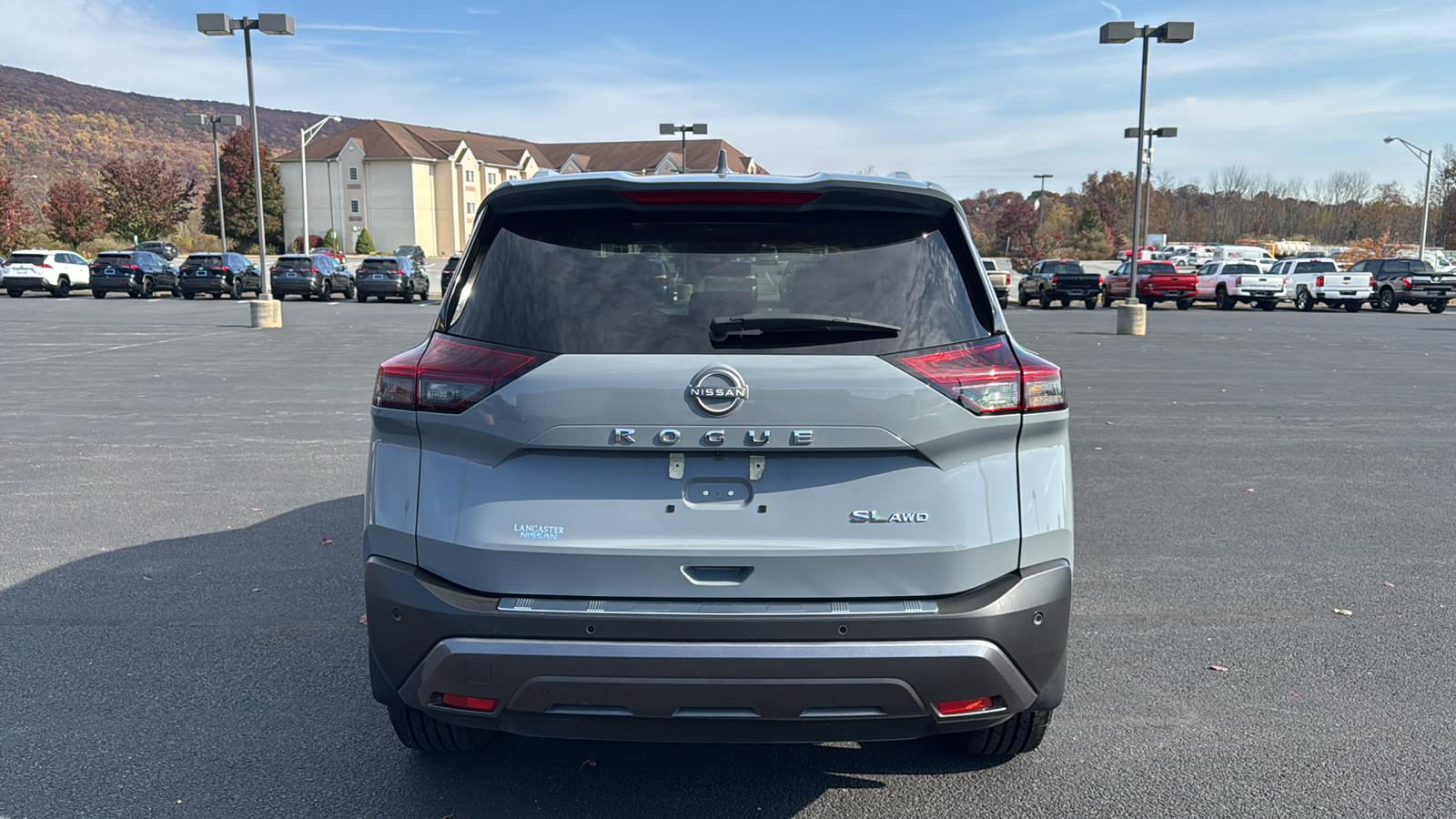 2023 Nissan Rogue SL 7