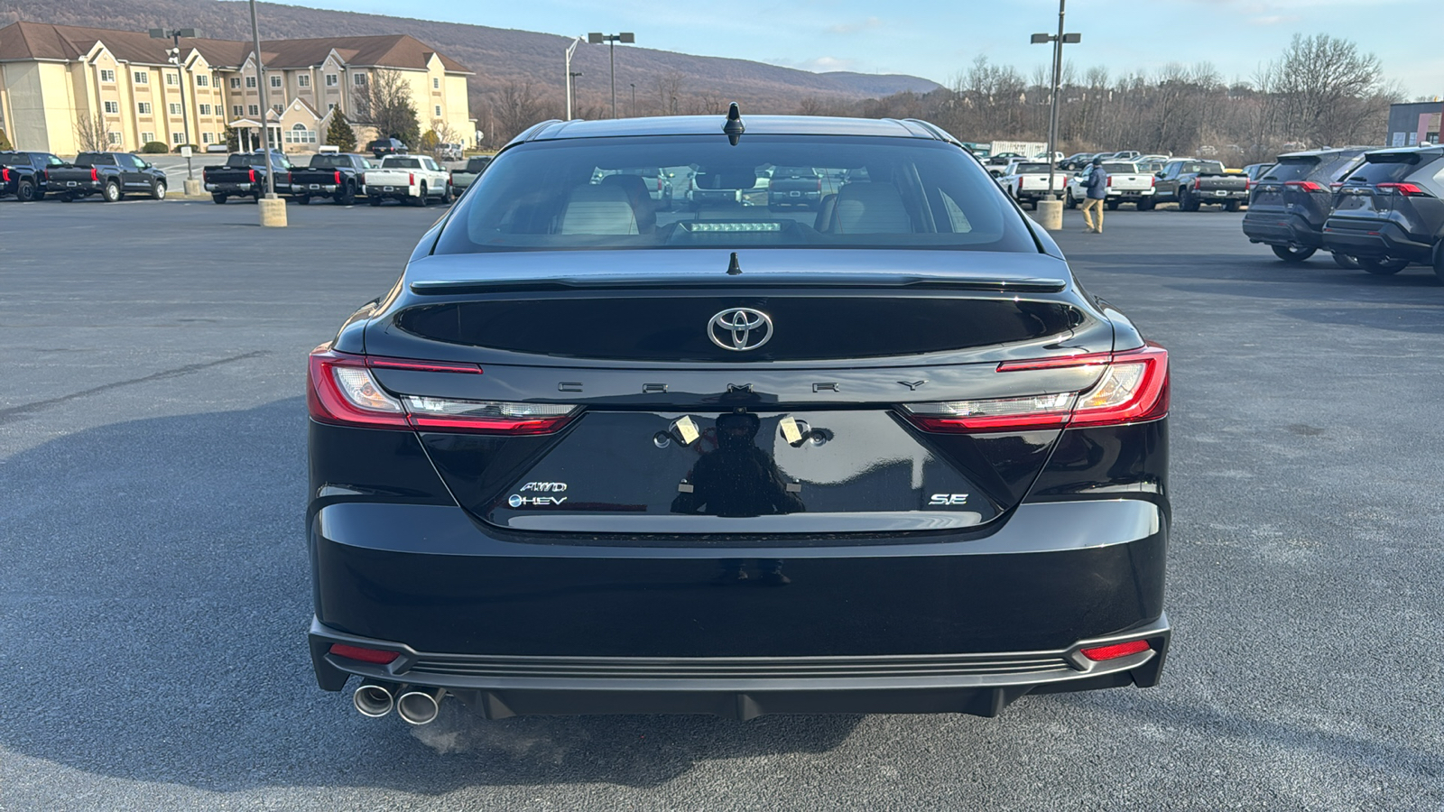 2025 Toyota Camry LE 6