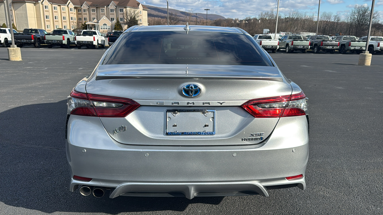 2021 Toyota Camry Hybrid XSE 8