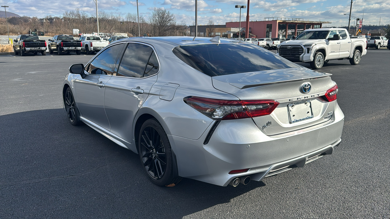 2021 Toyota Camry Hybrid XSE 11