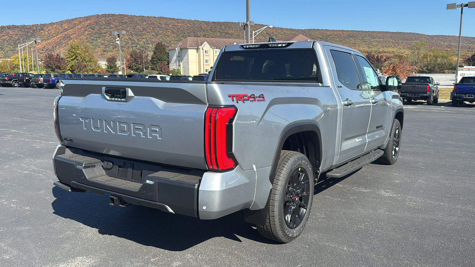 2025 Toyota Tundra Limited 5