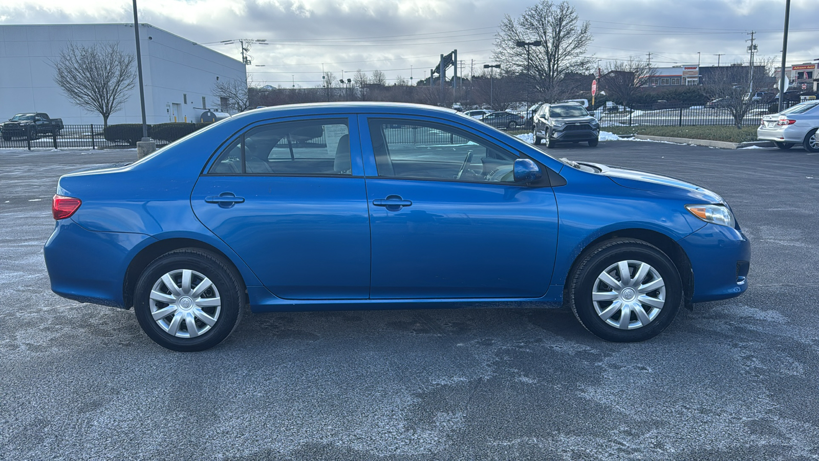 2010 Toyota Corolla LE 4